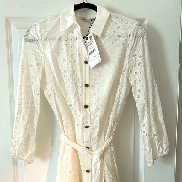 Zara White Eyelet Belted, Ruffle Hem Shirt Dress! Blogger’s Favorite!! 🤍 - Picture 9 of 9